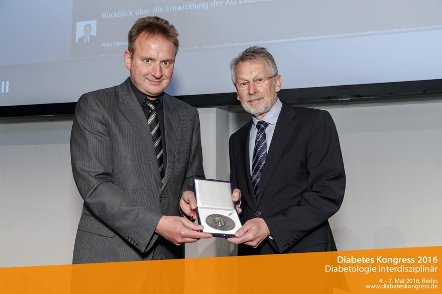 Verleihung der Gerhardt Katsch Medaille an Dr. Peter Zimmer