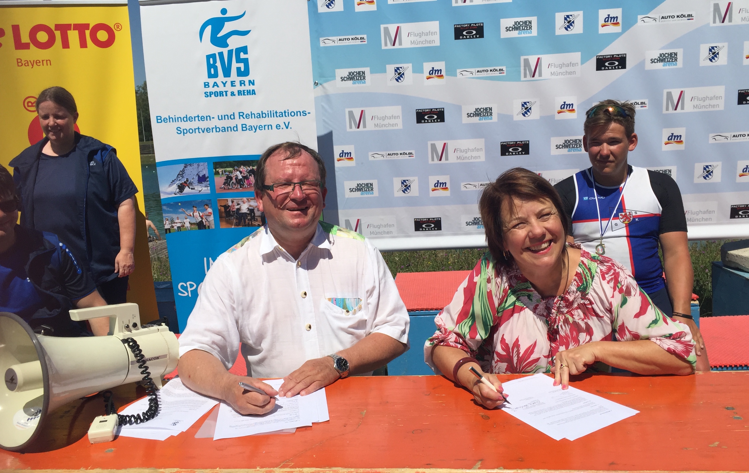 Ab sofort in einem Boot BVS Bayern und BKV unterzeichnen Kooperationsvereinbarung